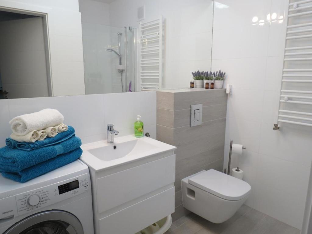 Apartament Siesta - Sunny Spa โควอบเซก ภายนอก รูปภาพ
